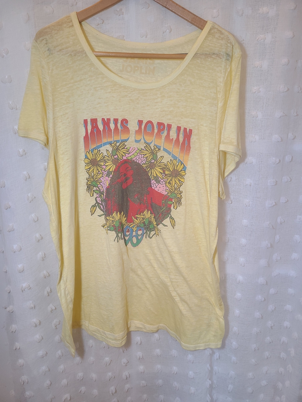 Torrid Janis Joplin Graphic Tee Size 3 3X Yellow Vintage Retro Band Shirt 0141